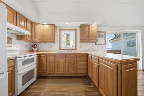 Tiny photo for 2411 Goldberg Road, Bloomington, IL 61705 (MLS # 12570073)