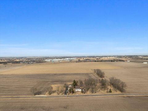 Tiny photo for 2411 Goldberg Road, Bloomington, IL 61705 (MLS # 12570073)