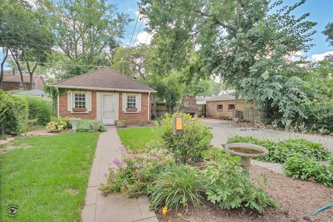 Tiny photo for 1096 S Wildwood Avenue, Kankakee, IL 60901 (MLS # 12481380)