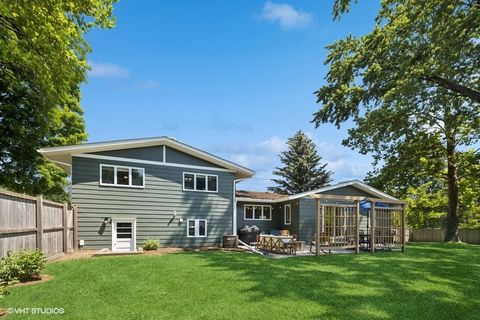 Tiny photo for 527 Maple Lane, Geneva, IL 60134 (MLS # 12438595)
