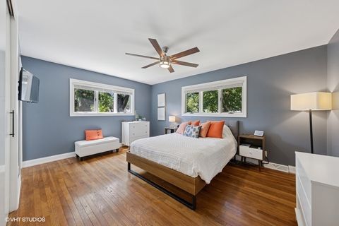 Tiny photo for 527 Maple Lane, Geneva, IL 60134 (MLS # 12438595)
