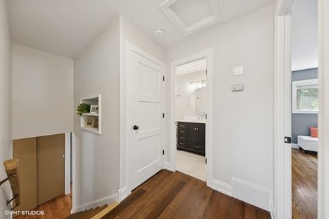 Tiny photo for 527 Maple Lane, Geneva, IL 60134 (MLS # 12438595)