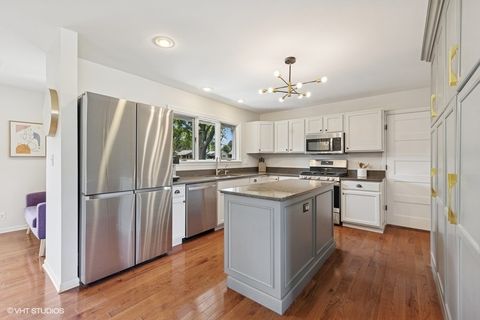 Tiny photo for 527 Maple Lane, Geneva, IL 60134 (MLS # 12438595)