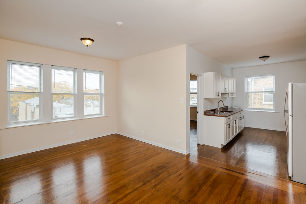 4412 N St Louis Avenue 3A