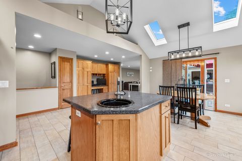 Tiny photo for 1210 Brandywine Circle, Algonquin, IL 60102 (MLS # 12491945)