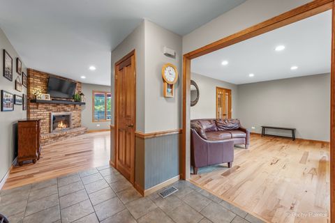 Tiny photo for 1210 Brandywine Circle, Algonquin, IL 60102 (MLS # 12491945)