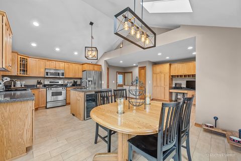 Tiny photo for 1210 Brandywine Circle, Algonquin, IL 60102 (MLS # 12491945)