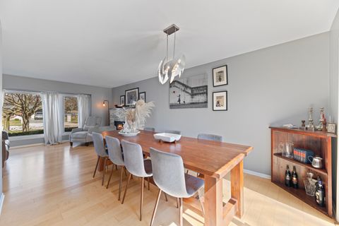 Tiny photo for 31 Mulberry East Road, Deerfield, IL 60015 (MLS # 12589521)