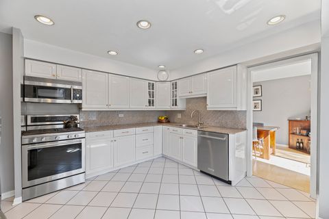 Tiny photo for 31 Mulberry East Road, Deerfield, IL 60015 (MLS # 12589521)