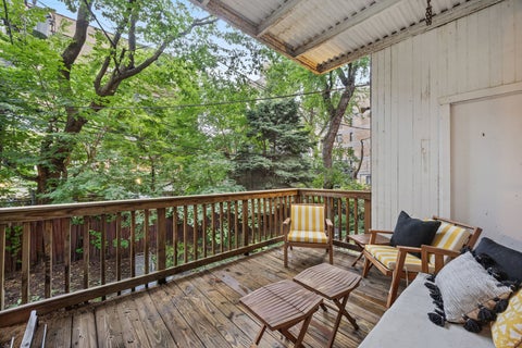 Tiny photo for 425 W Briar Place #1E, Chicago, IL 60657 (MLS # 12765537)