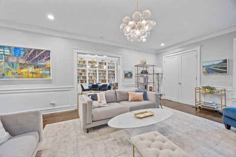 Tiny photo for 425 W Briar Place #1E, Chicago, IL 60657 (MLS # 12765537)