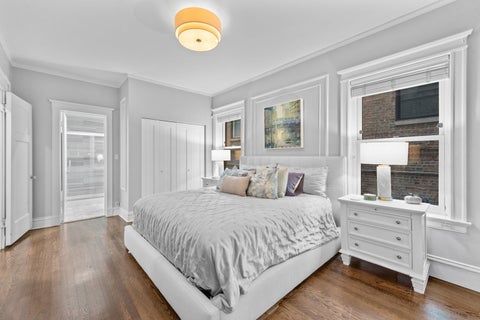 Tiny photo for 425 W Briar Place #1E, Chicago, IL 60657 (MLS # 12765537)