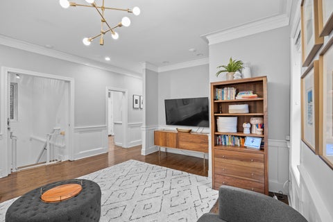 Tiny photo for 425 W Briar Place #1E, Chicago, IL 60657 (MLS # 12765537)