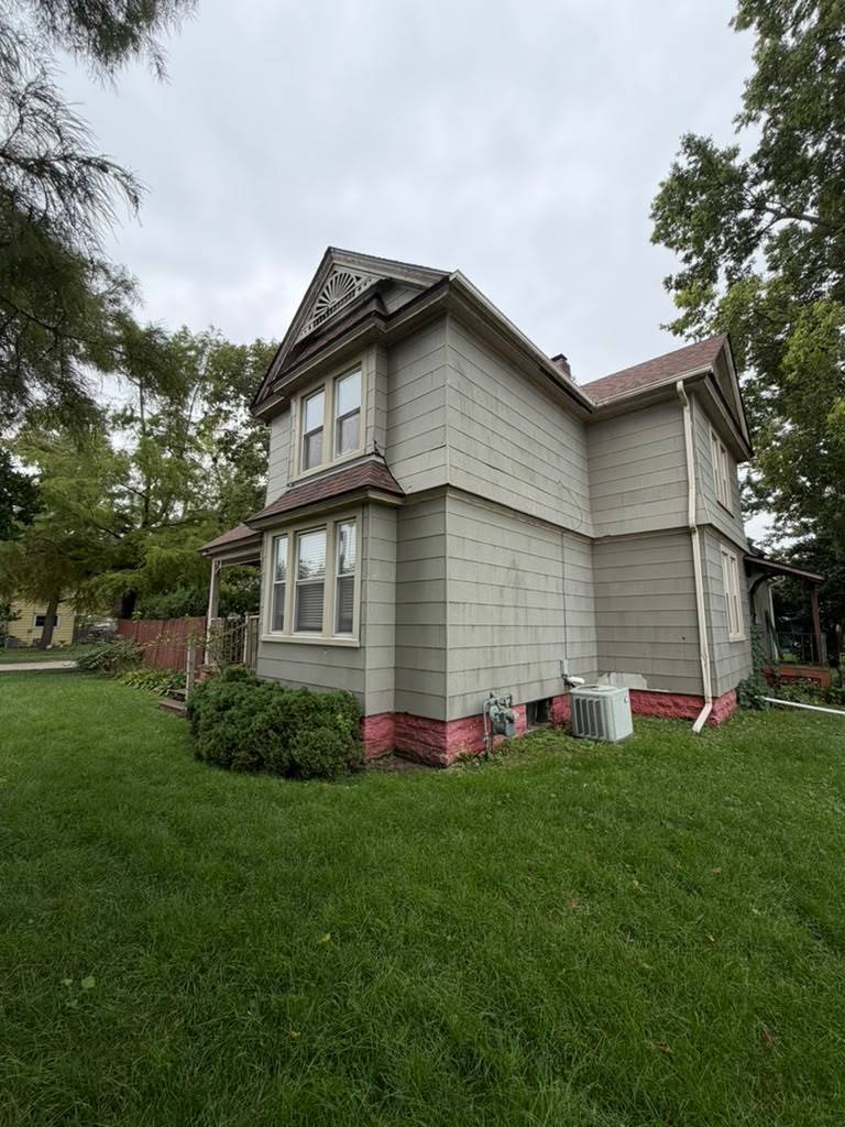 101 S Lincoln Street