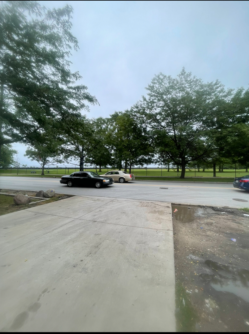 6730 S South Shore Drive 804