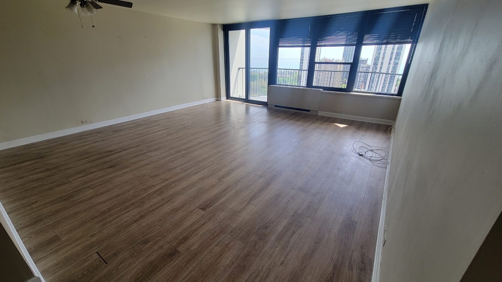 1560 N Sandburg Terrace 2104