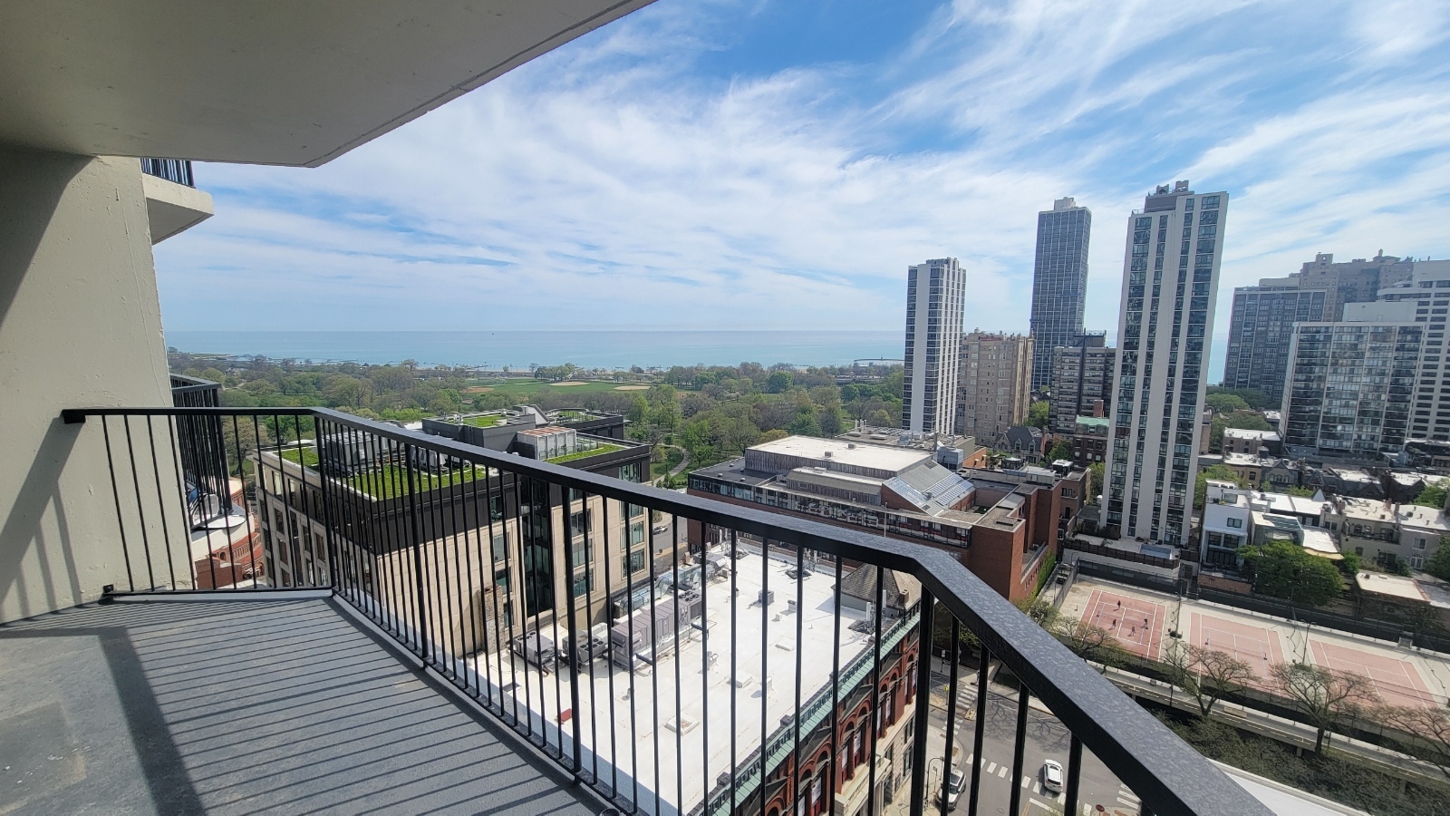 1560 N Sandburg Terrace 2104
