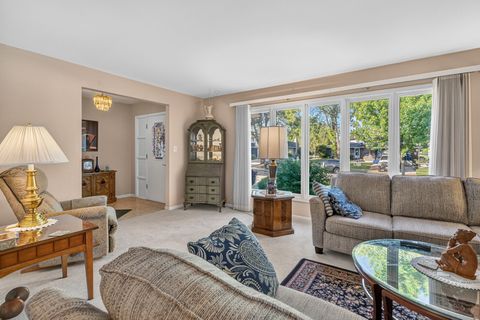 Tiny photo for 3173 Grandview Place, Darien, IL 60561 (MLS # 12642267)