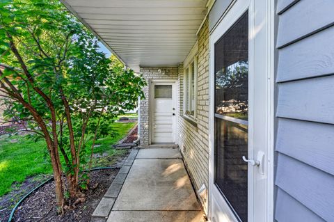 Tiny photo for 3173 Grandview Place, Darien, IL 60561 (MLS # 12642267)