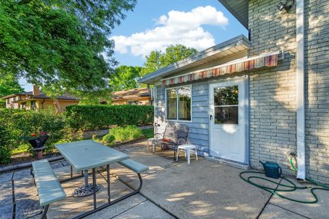Tiny photo for 3173 Grandview Place, Darien, IL 60561 (MLS # 12642267)