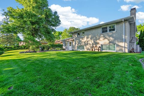 Tiny photo for 3173 Grandview Place, Darien, IL 60561 (MLS # 12642267)