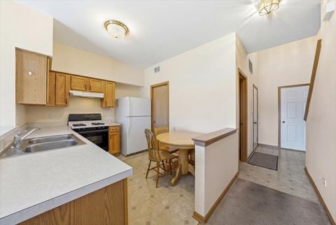 Tiny photo for 2542 Oak Tree Lane, Plainfield, IL 60586 (MLS # 12603795)