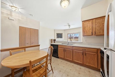 Tiny photo for 2542 Oak Tree Lane, Plainfield, IL 60586 (MLS # 12603795)