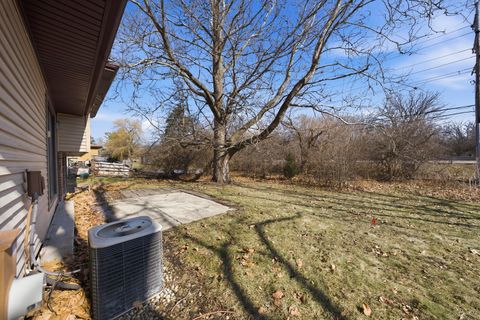 Tiny photo for 831 Violet Lane, Matteson, IL 60443 (MLS # 12569660)