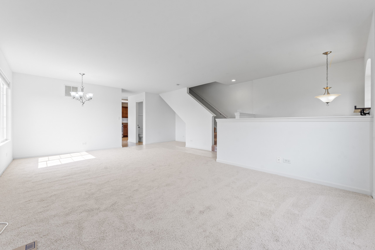 1082 Piccolo Lane
