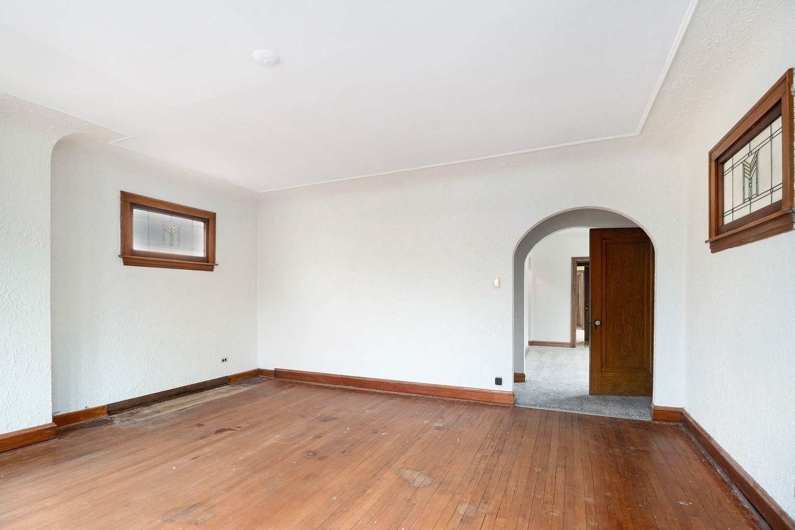 5119 N Menard Avenue