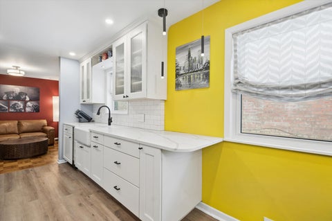 Tiny photo for 6755 N Washtenaw Avenue, Chicago, IL 60645 (MLS # 12680958)