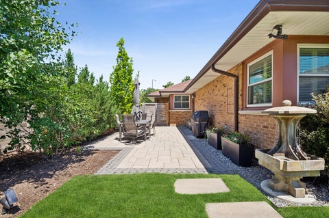 Tiny photo for 6755 N Washtenaw Avenue, Chicago, IL 60645 (MLS # 12680958)