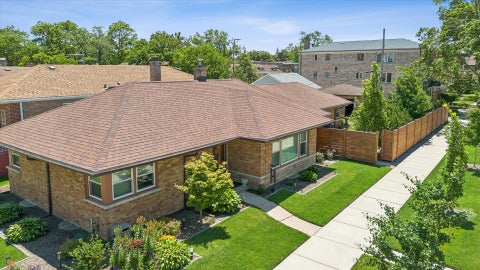 Tiny photo for 6755 N Washtenaw Avenue, Chicago, IL 60645 (MLS # 12680958)
