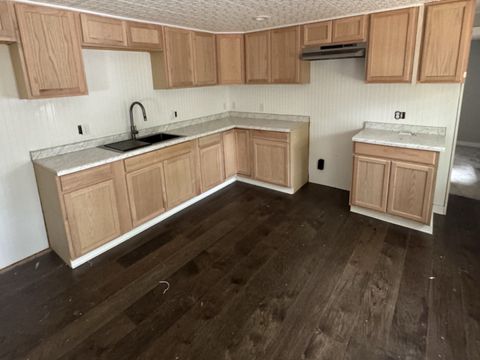 Tiny photo for 10315 E County 14 Highway, Lewistown, IL 61542 (MLS # 12491029)