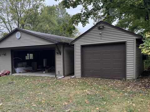 Tiny photo for 10315 E County 14 Highway, Lewistown, IL 61542 (MLS # 12491029)