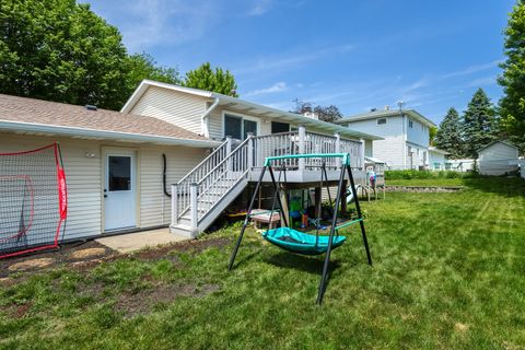 Tiny photo for 305 S 8th Street, Eldridge, IA 52748 (MLS # 12660341)