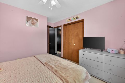Tiny photo for 305 S 8th Street, Eldridge, IA 52748 (MLS # 12660341)