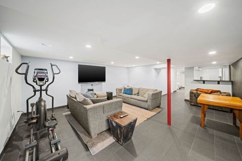 Tiny photo for 611 E Ironwood Drive, Mount Prospect, IL 60056 (MLS # 12509106)