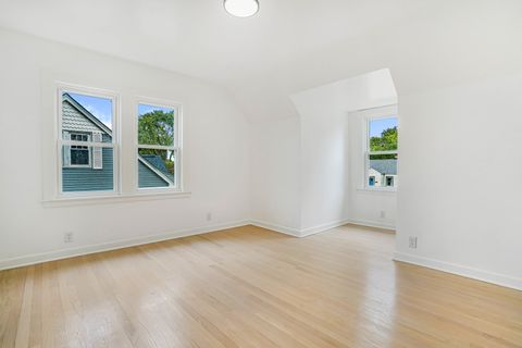 Tiny photo for 9602 S Troy Avenue, Evergreen Park, IL 60805 (MLS # 12372376)