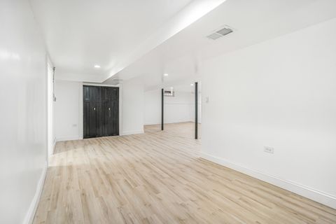 Tiny photo for 9602 S Troy Avenue, Evergreen Park, IL 60805 (MLS # 12372376)