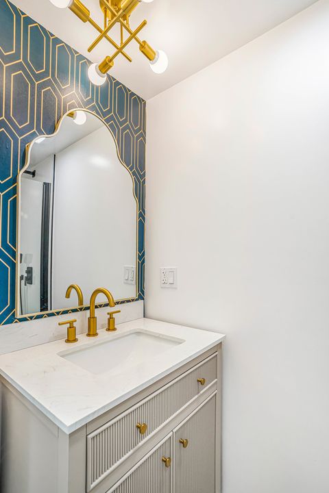 Tiny photo for 9602 S Troy Avenue, Evergreen Park, IL 60805 (MLS # 12372376)