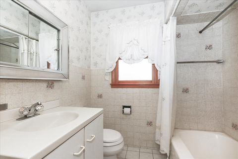 Tiny photo for 815 N ELLSWORTH Street, Naperville, IL 60563 (MLS # 12505239)