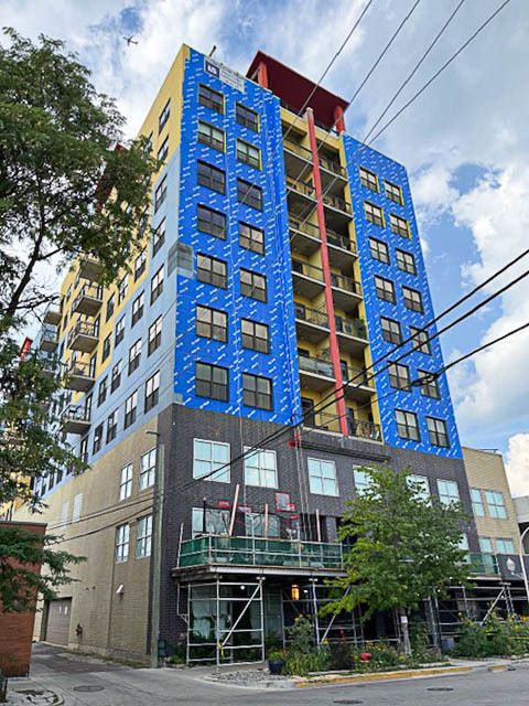 Photo of 1122 W CATALPA Avenue #612, Chicago, IL 60640 (MLS # 12481412)