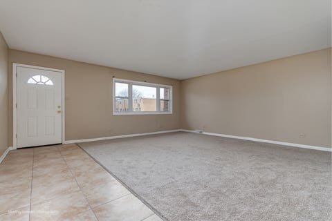 Tiny photo for 9586 S Colfax Avenue, Chicago, IL 60617 (MLS # 12583527)