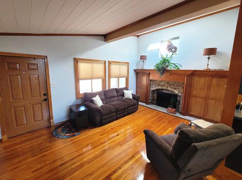 Tiny photo for 1110 N Franklin Street, Salem, IL 62881 (MLS # 12570382)