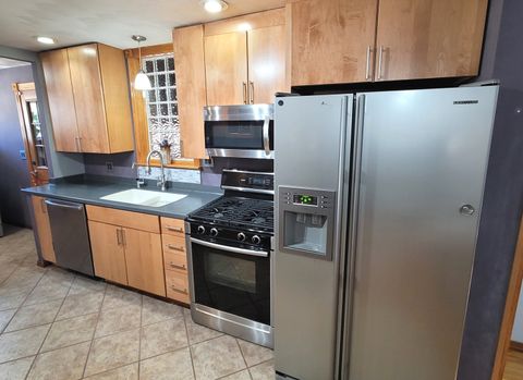 Tiny photo for 1110 N Franklin Street, Salem, IL 62881 (MLS # 12570382)