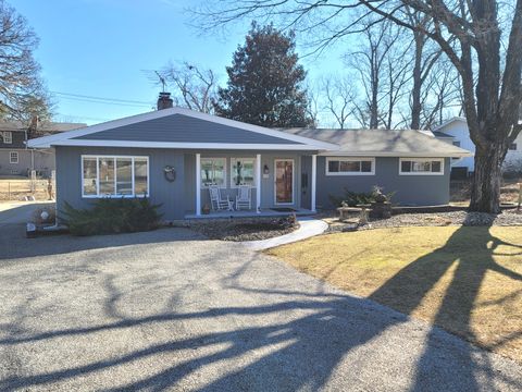 Tiny photo for 1110 N Franklin Street, Salem, IL 62881 (MLS # 12570382)