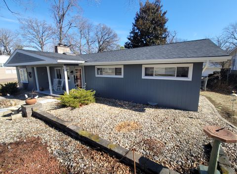 Tiny photo for 1110 N Franklin Street, Salem, IL 62881 (MLS # 12570382)