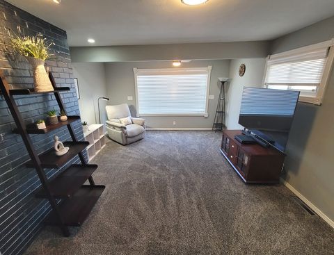 Tiny photo for 1110 N Franklin Street, Salem, IL 62881 (MLS # 12570382)