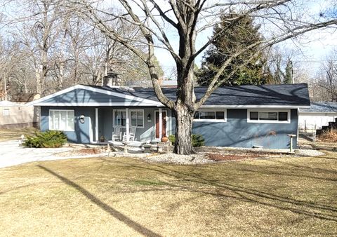 Tiny photo for 1110 N Franklin Street, Salem, IL 62881 (MLS # 12570382)